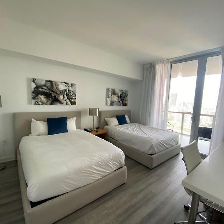 Studio 2Bed Beach Apmt With Amazing Views 30B Hallandale Beach Bagian luar foto