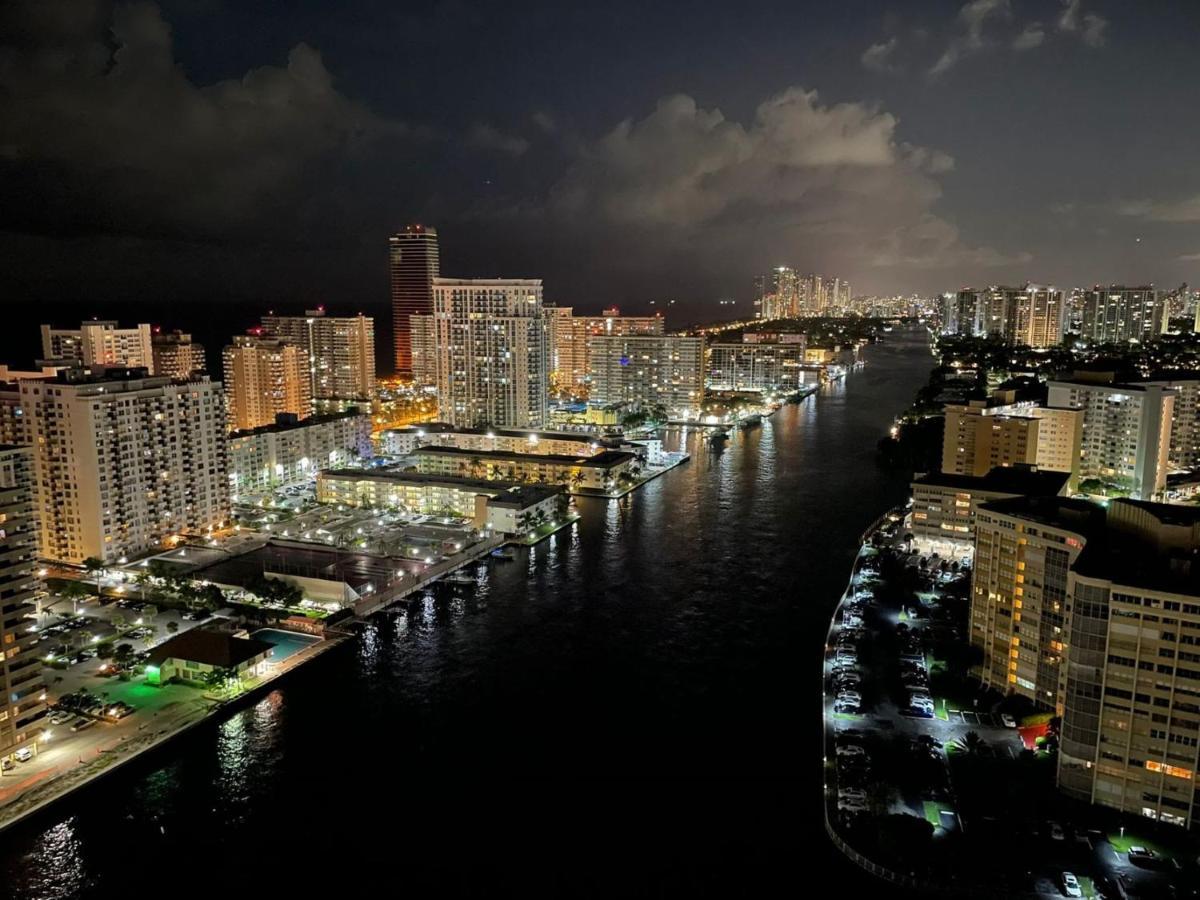 Studio 2Bed Beach Apmt With Amazing Views 30B Hallandale Beach Bagian luar foto