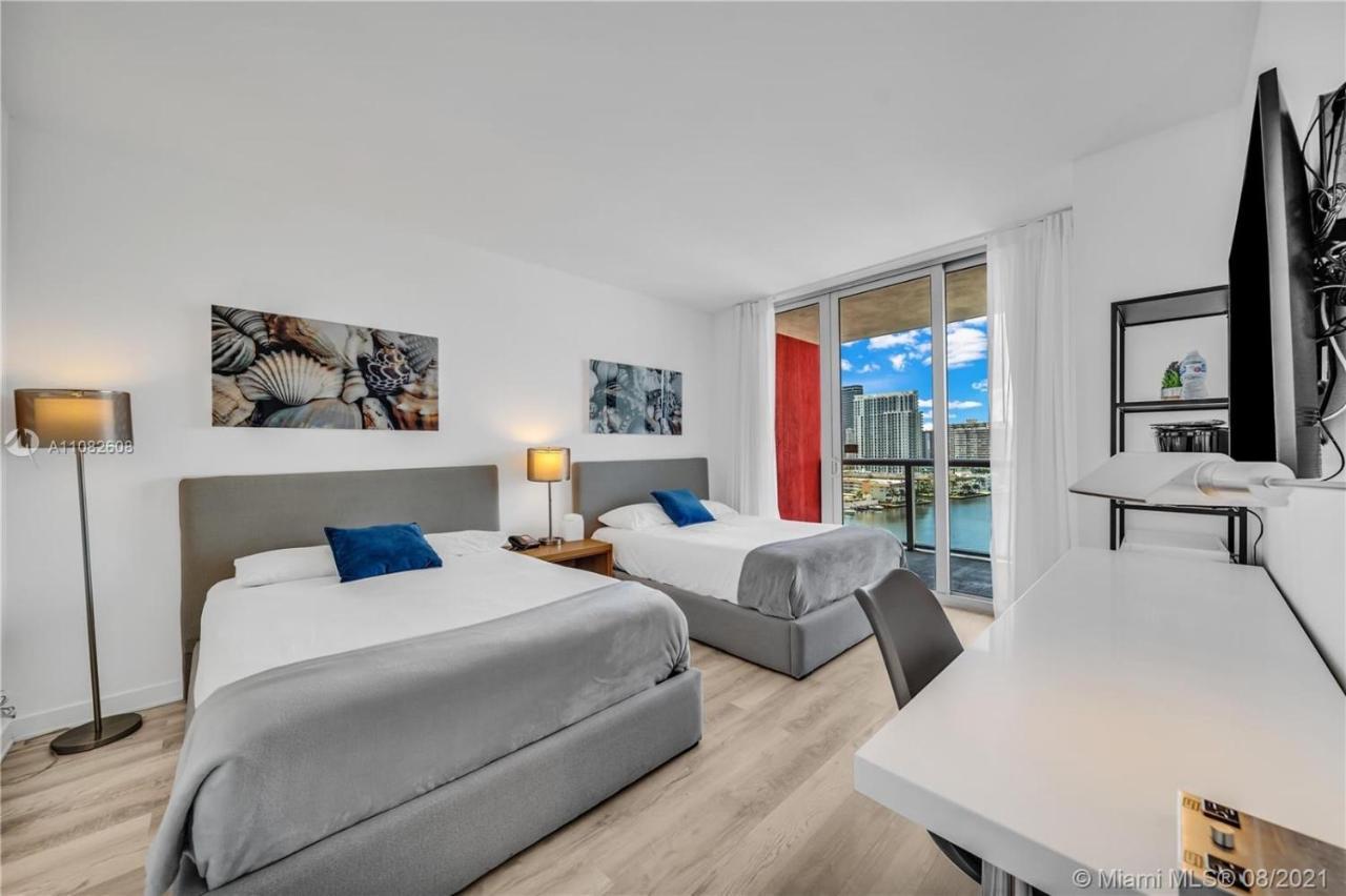 Studio 2Bed Beach Apmt With Amazing Views 30B Hallandale Beach Bagian luar foto