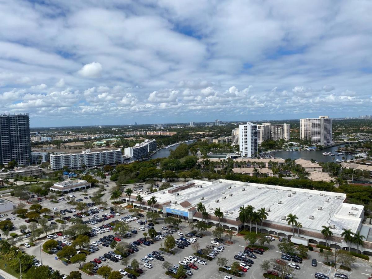 Studio 2Bed Beach Apmt With Amazing Views 30B Hallandale Beach Bagian luar foto